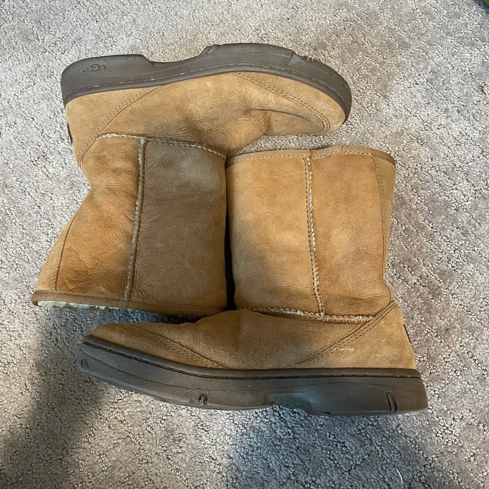 COPY - Ugg boots